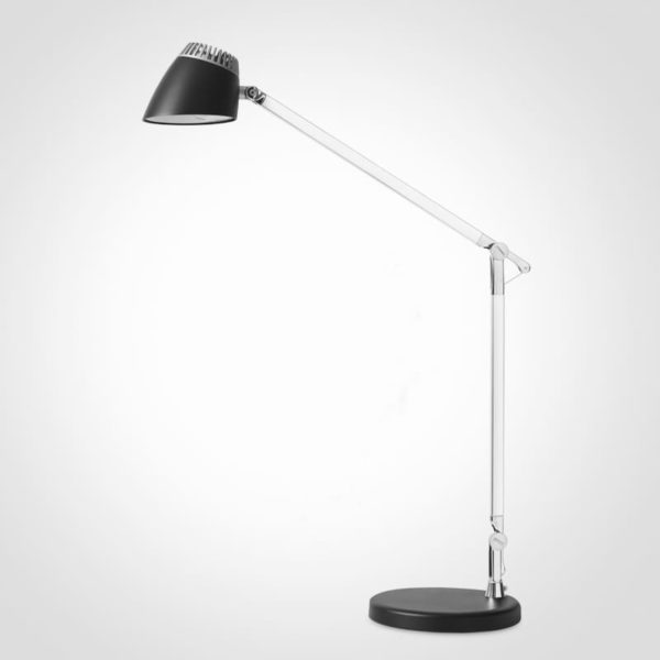 NAPOLI er en asymmetrisk skrivebordslampe med høje krav til funktionalitet og design.